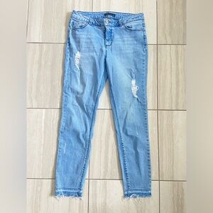 ❤️4 for $25❤️Cred NY jeans size 9